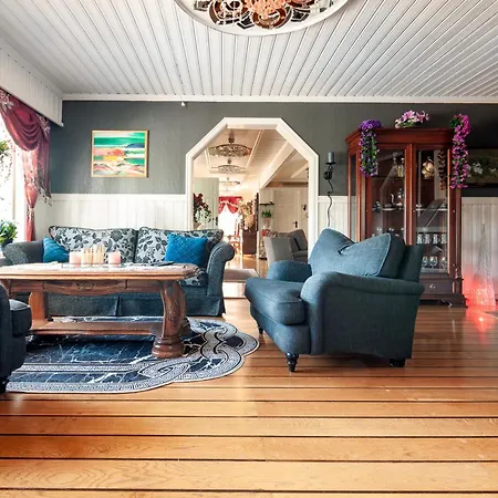 Villa Secluded House In Lofoten-private Swimming Pool! Valberg