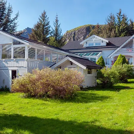 Secluded House In Lofoten-private Swimming Pool! * Valberg